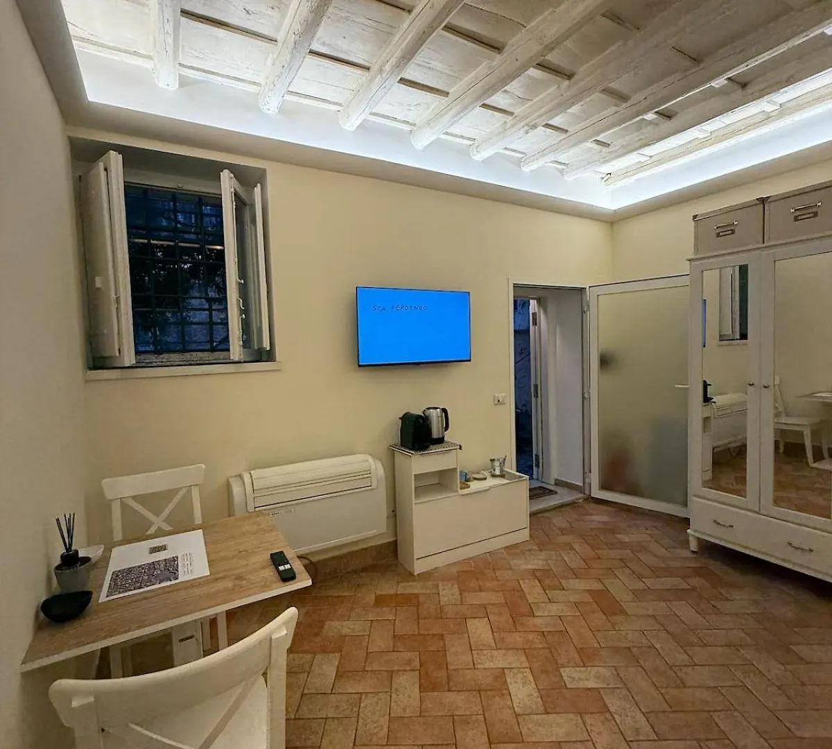 アパート Holiday Home In The Heart Of ローマ